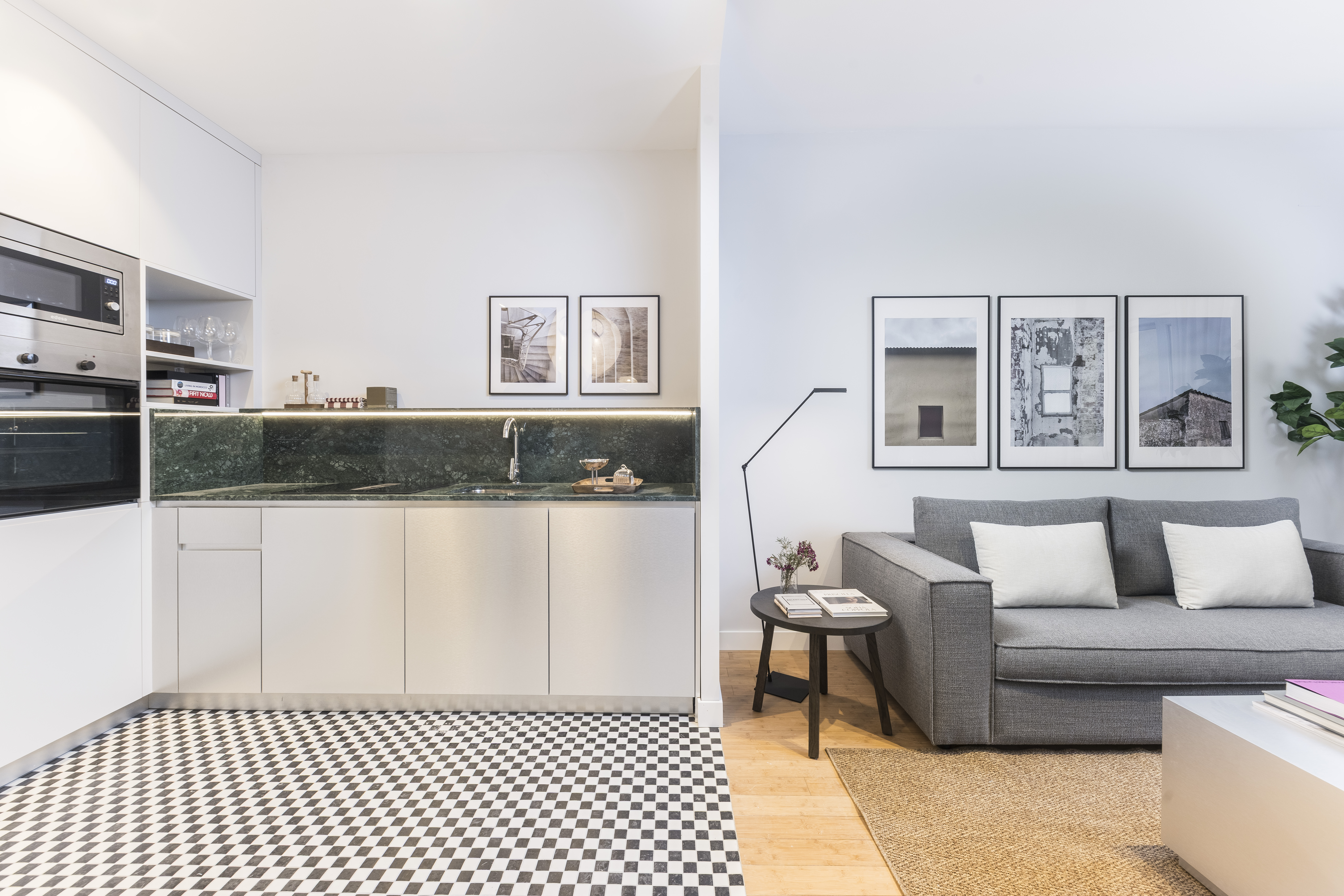 Adquisición y reposicionamiento